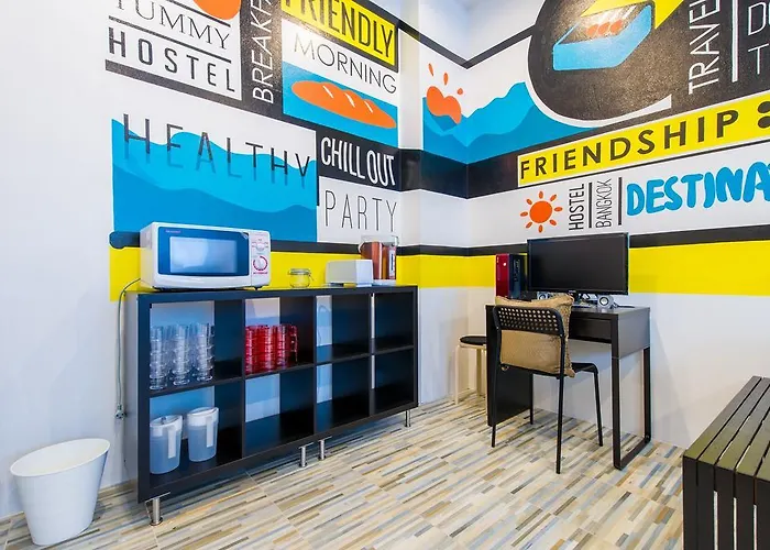 Matchbox Hostal